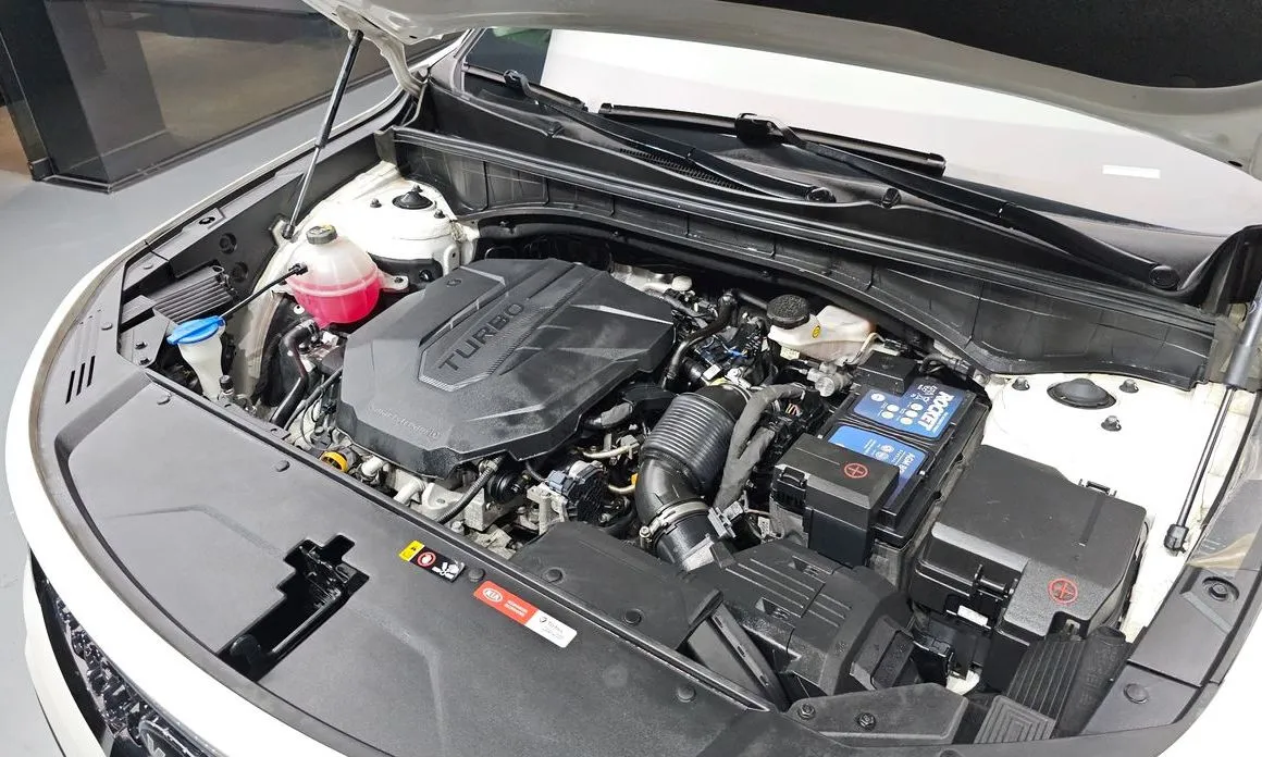 Kia Sorento — фото 8