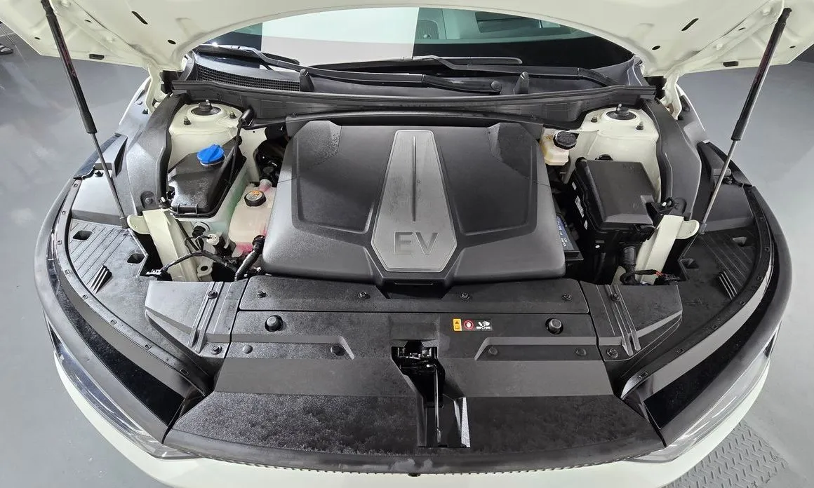 Kia EV6 — фото 9