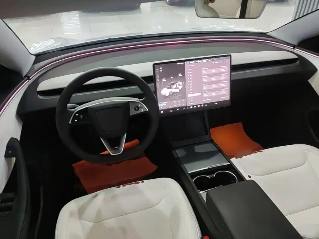 Tesla Model 3 — фото 3