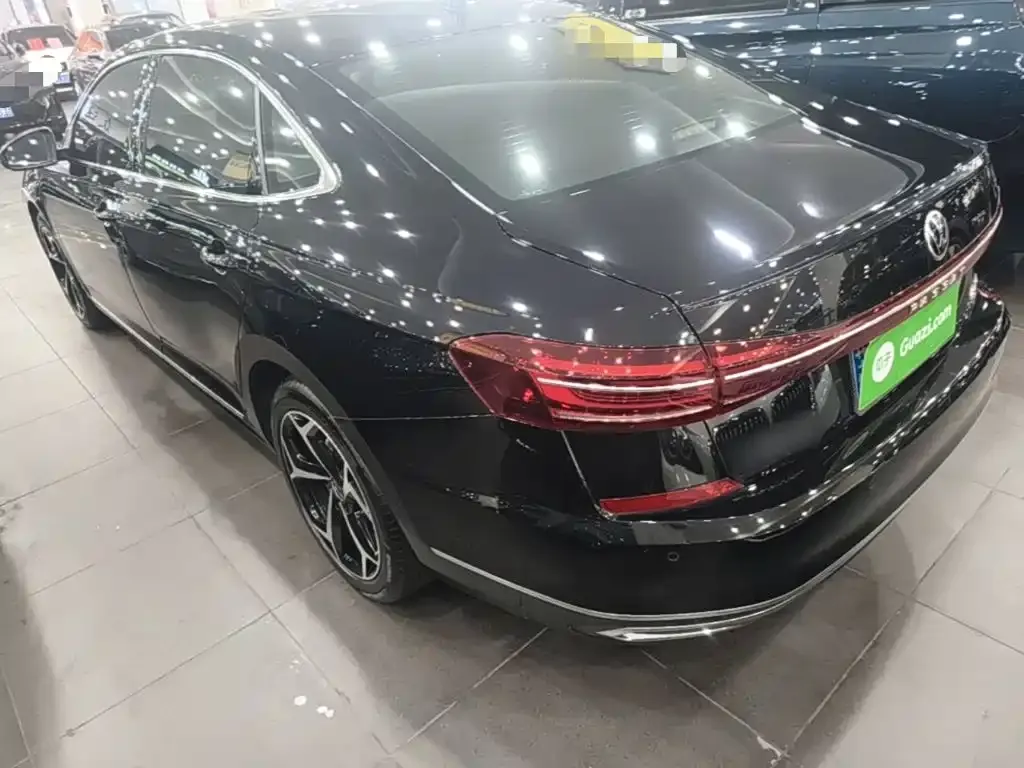 Volkswagen Passat — фото 2