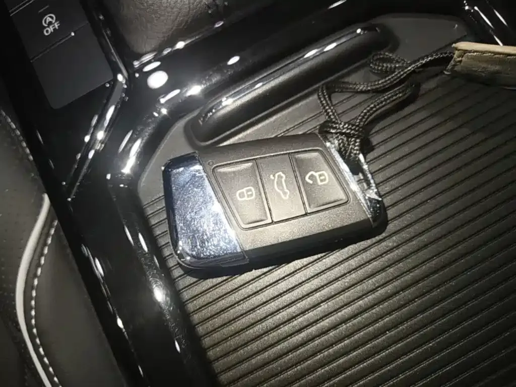 Volkswagen Passat — фото 7