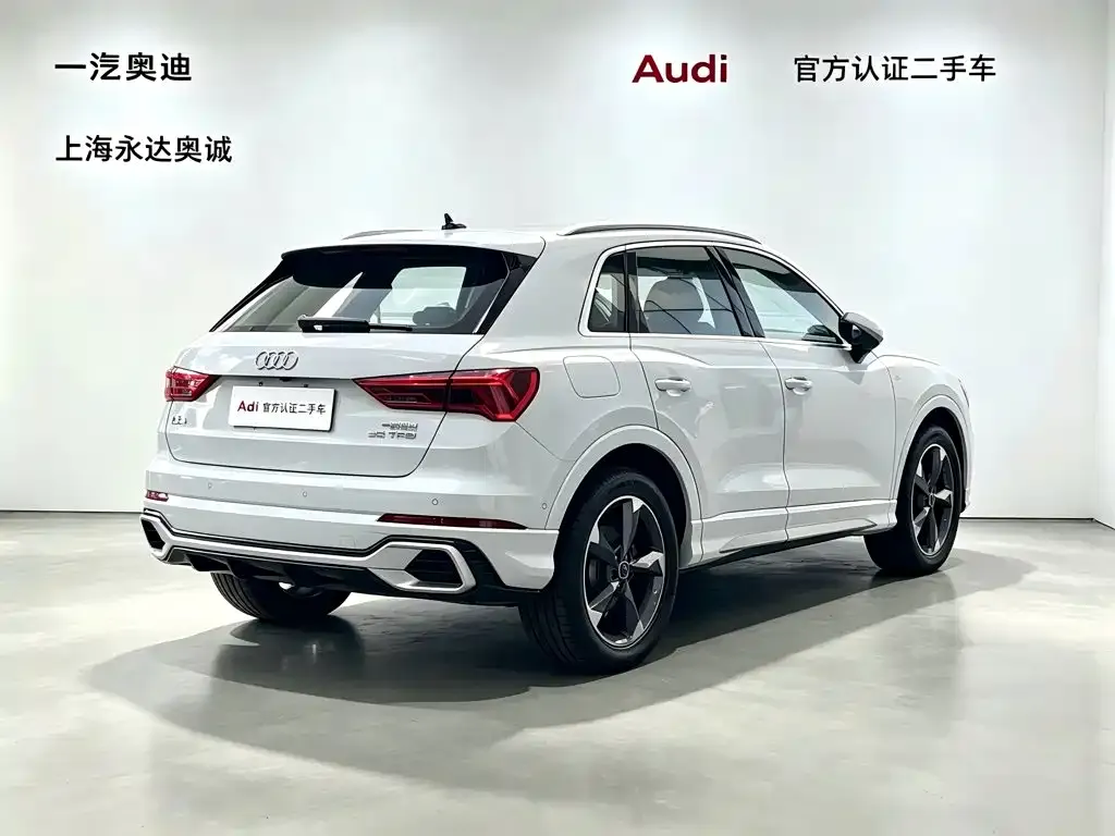 Audi Q3 — фото 10