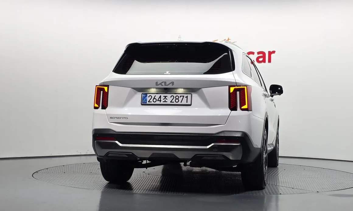 Kia Sorento — фото 4