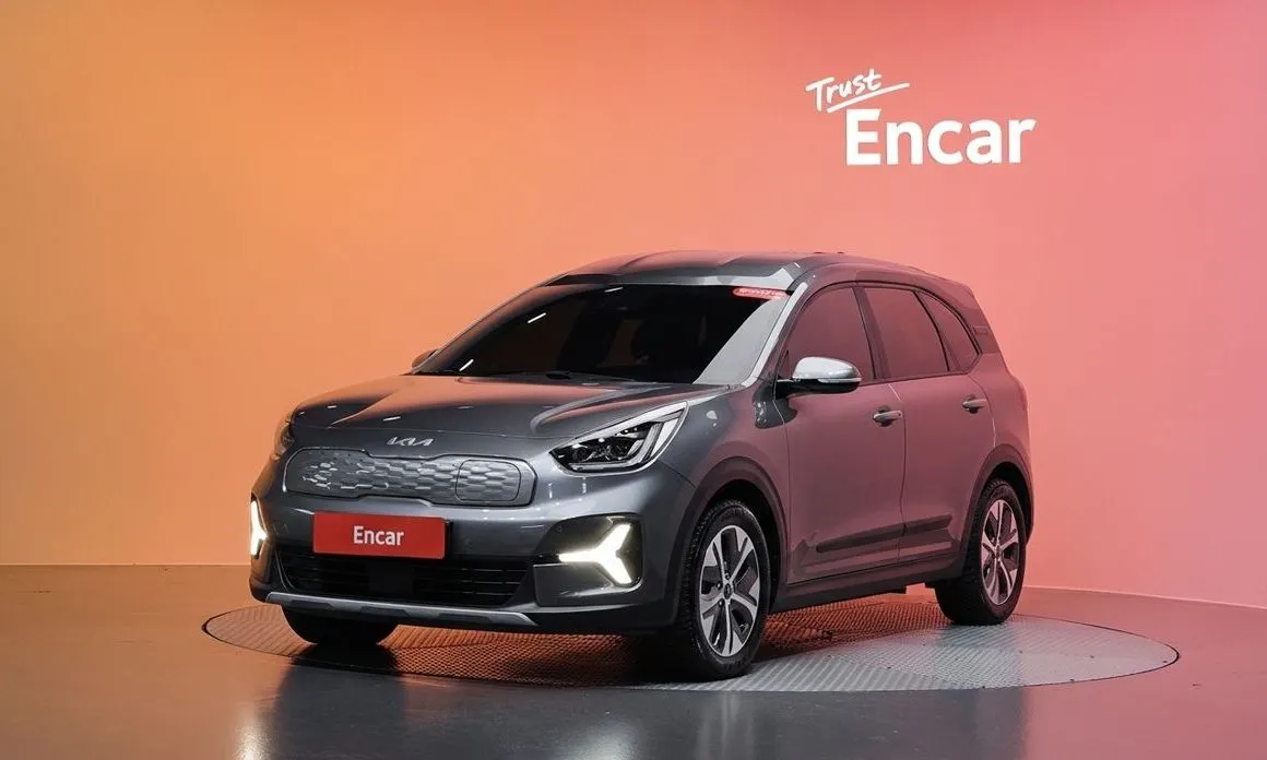 Kia Niro — фото 1