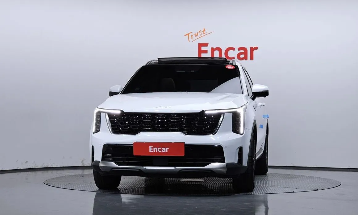Kia Sorento — фото 8