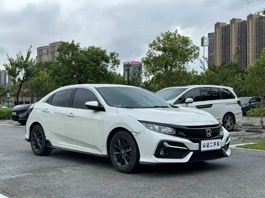 Honda Civic — фото 10