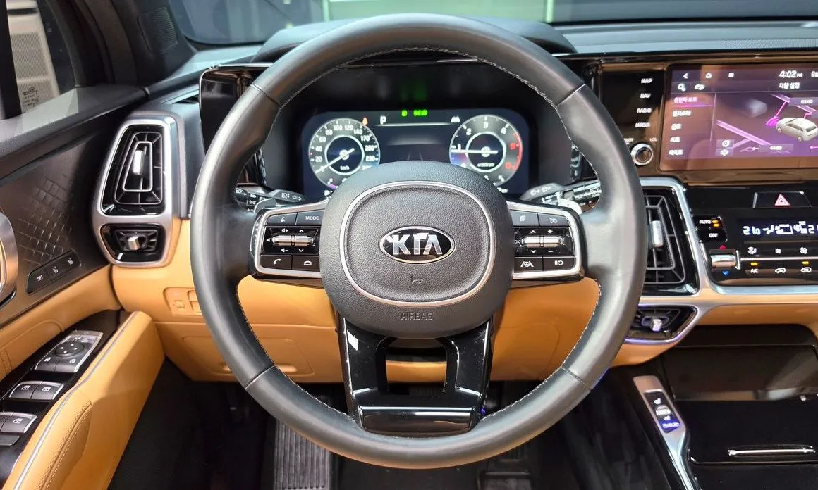 Kia Sorento — фото 7