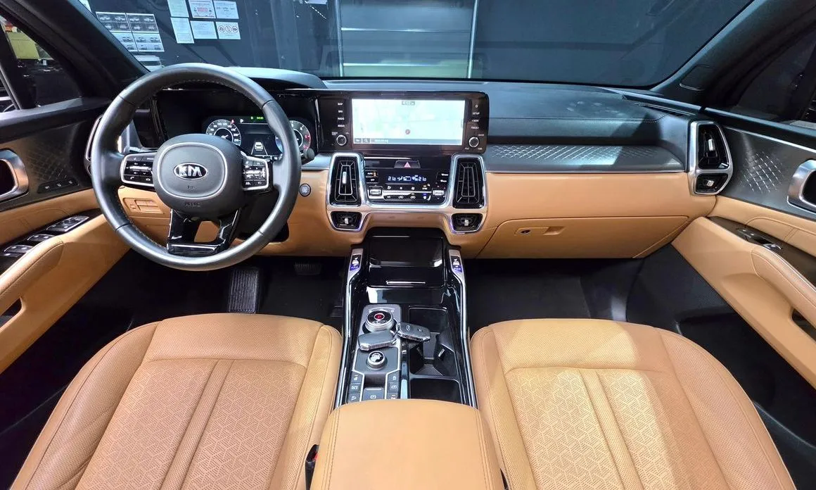Kia Sorento — фото 8