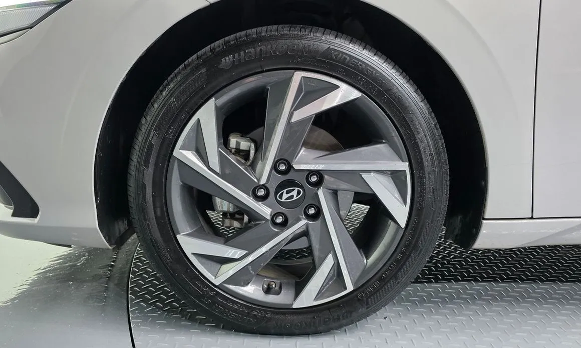 Hyundai AVANTE — фото 6
