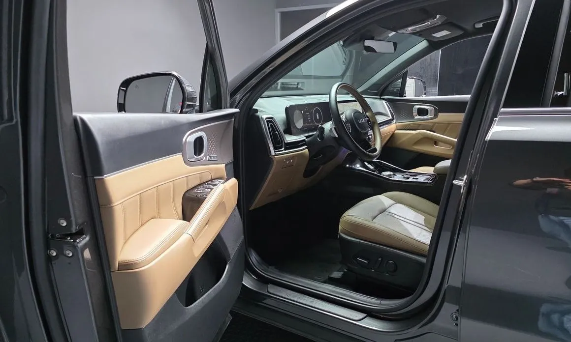 Kia Sorento — фото 6
