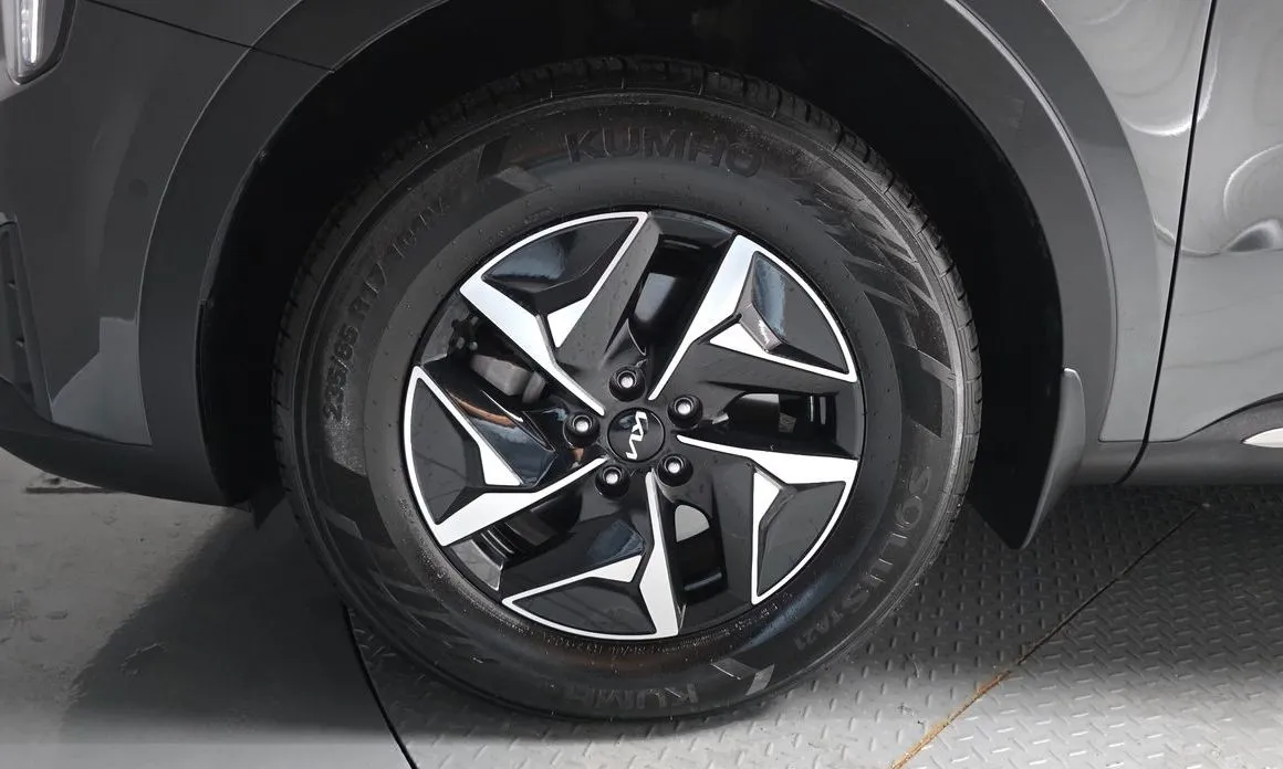 Kia Sorento — фото 8