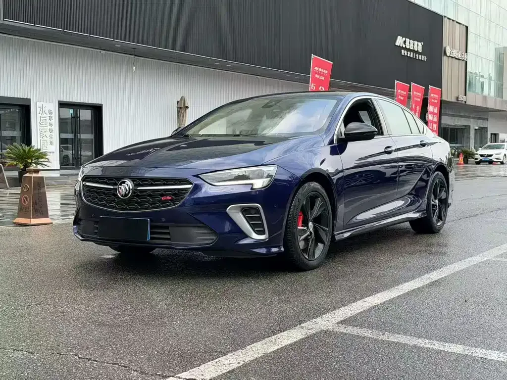 Buick Regal — фото 1