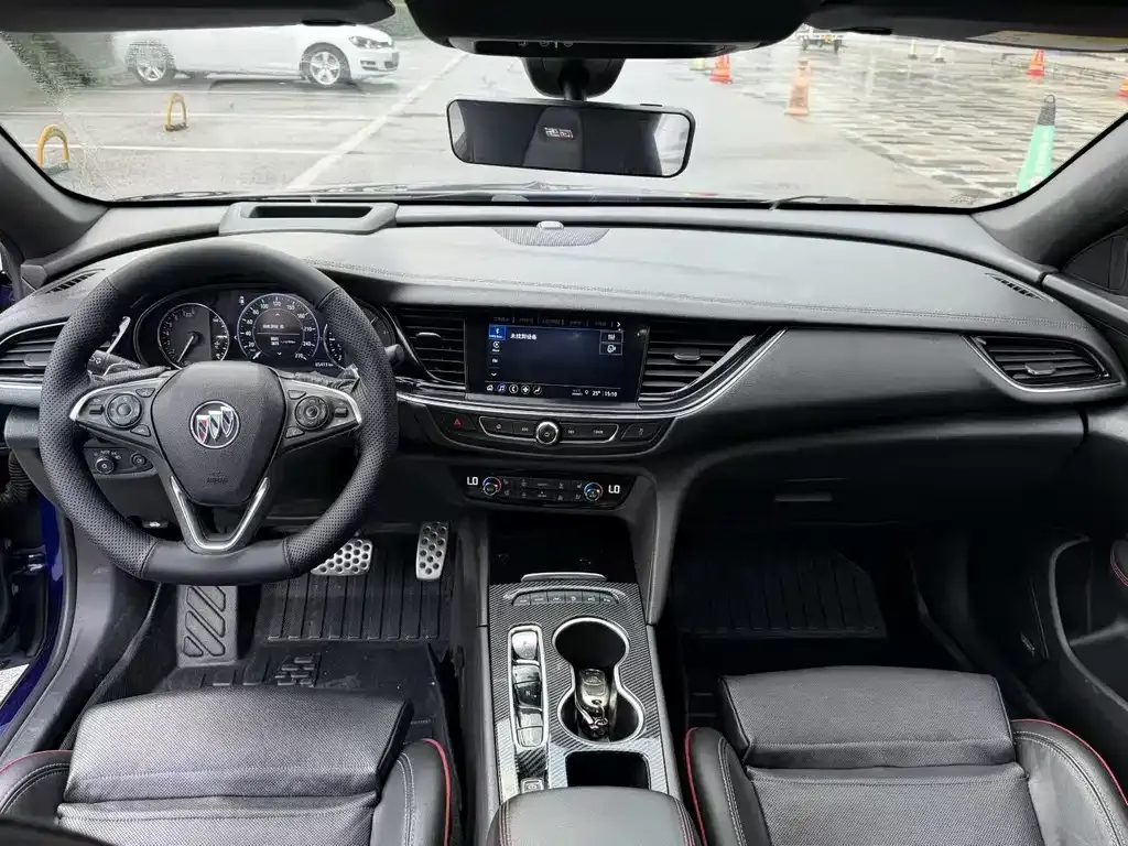 Buick Regal — фото 2