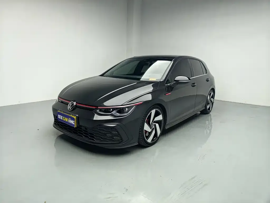 Volkswagen Golf GTI — фото 1
