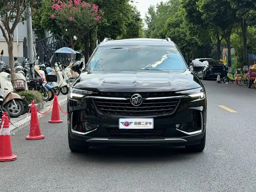 Buick Envision Plus — фото 6