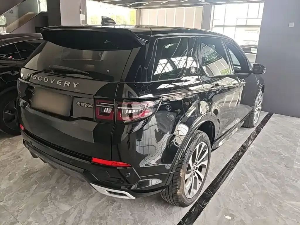 Land Rover Discovery Sport — фото 8
