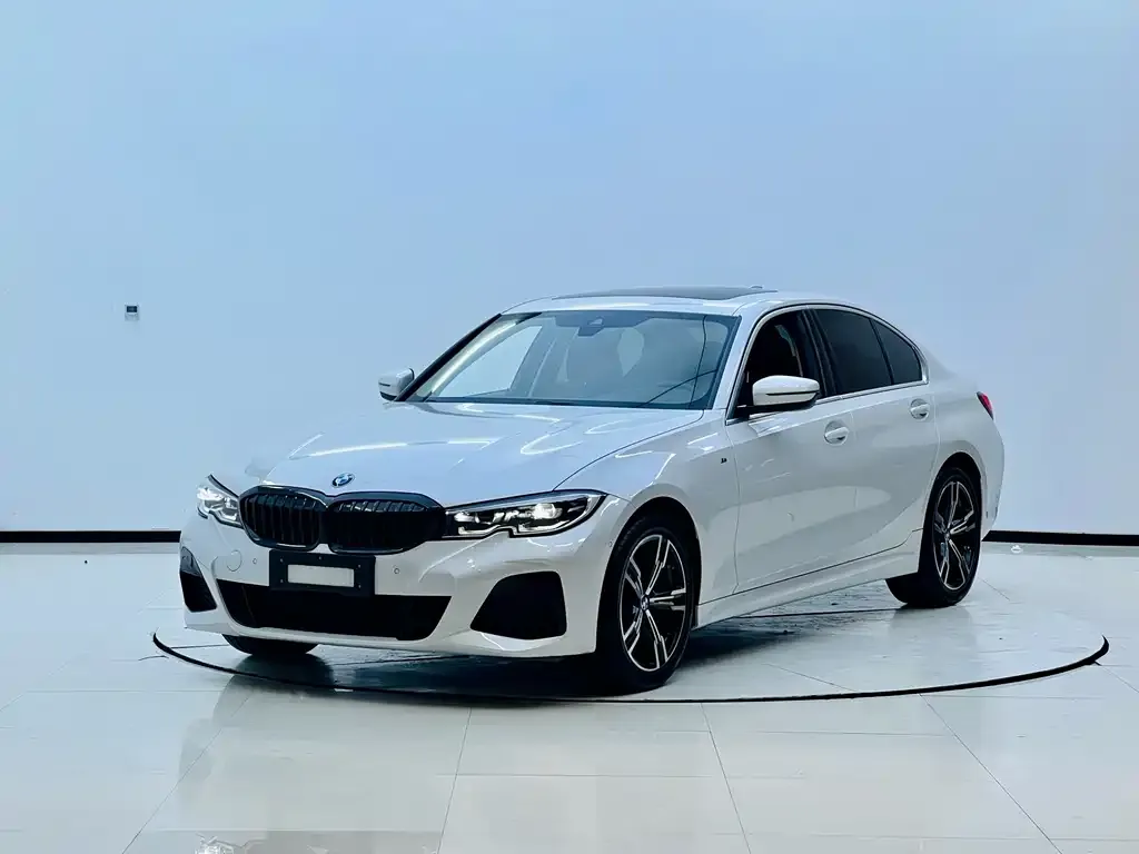 BMW 3 Series — фото 1