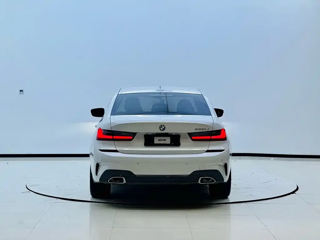 BMW 3 Series — фото 4