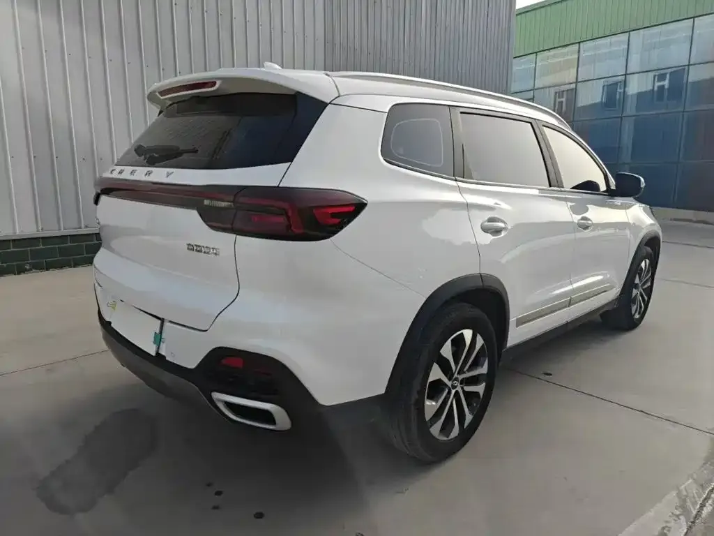 Chery Tiggo 8 — фото 5