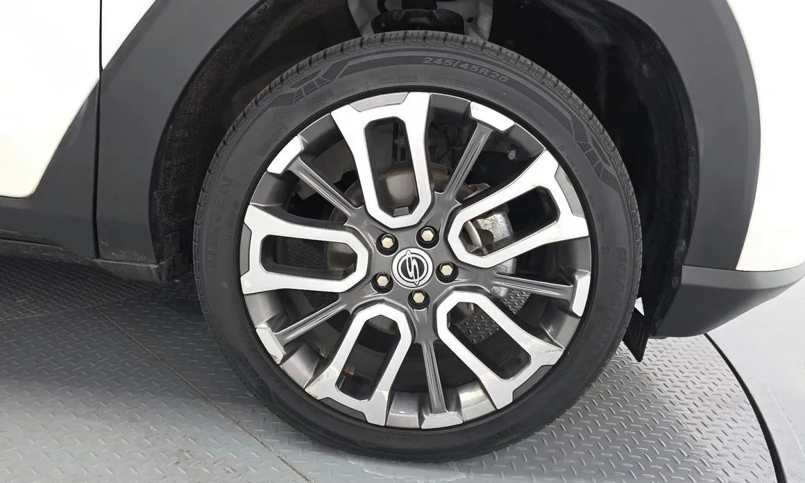 KG Mobility (Ssangyong) Torres — фото 8