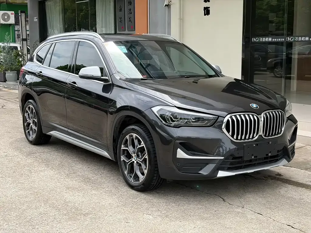 BMW X1 — фото 9