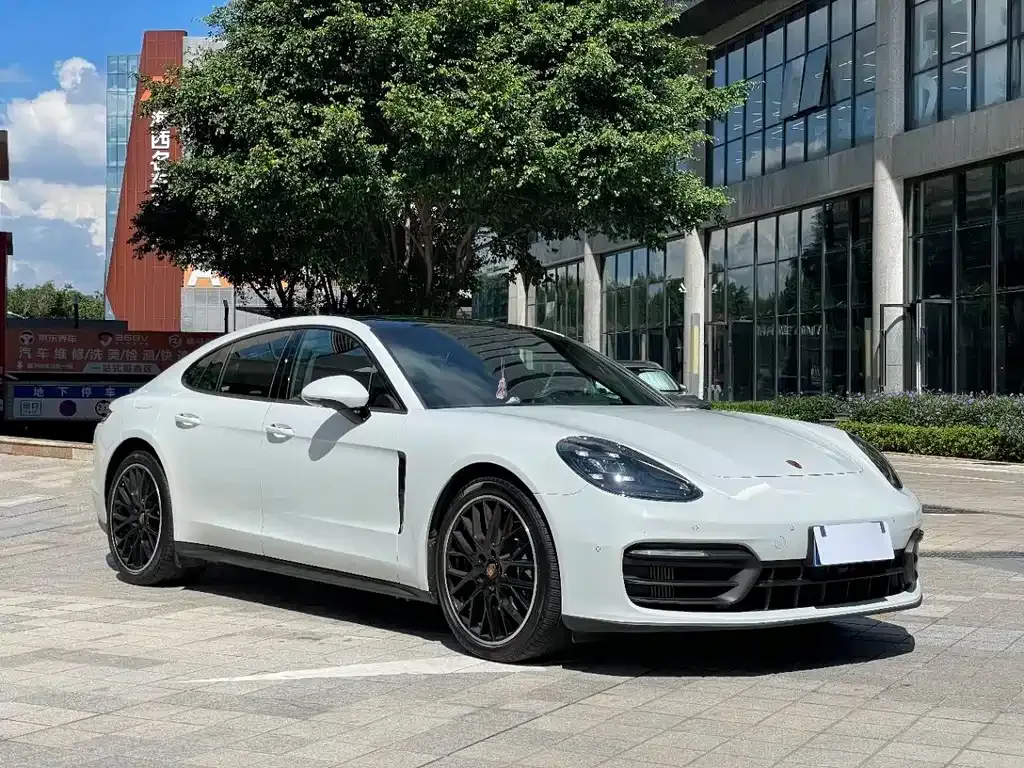 Porsche Panamera — фото 9