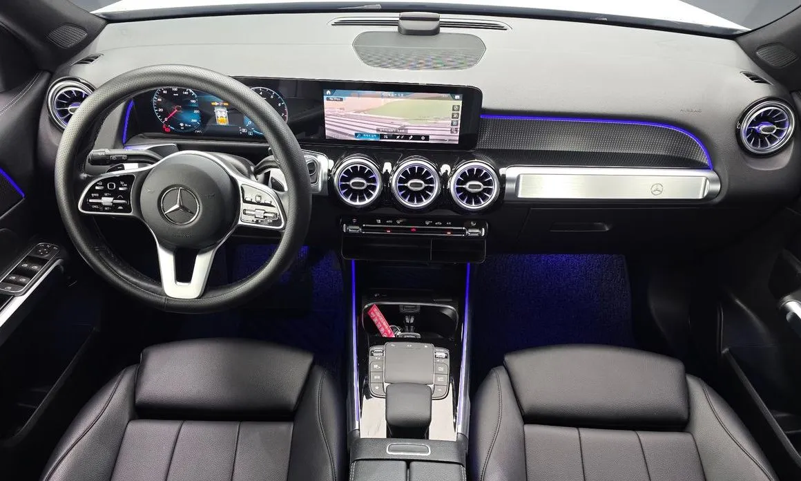 Mercedes-Benz GLB-Class — фото 10