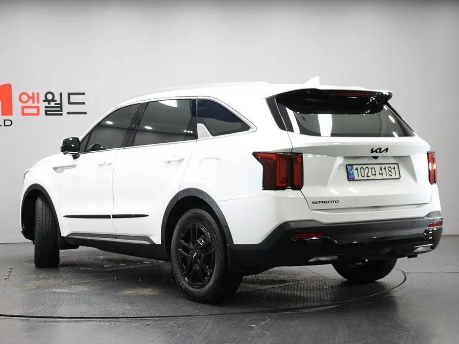 Kia Sorento — фото 3