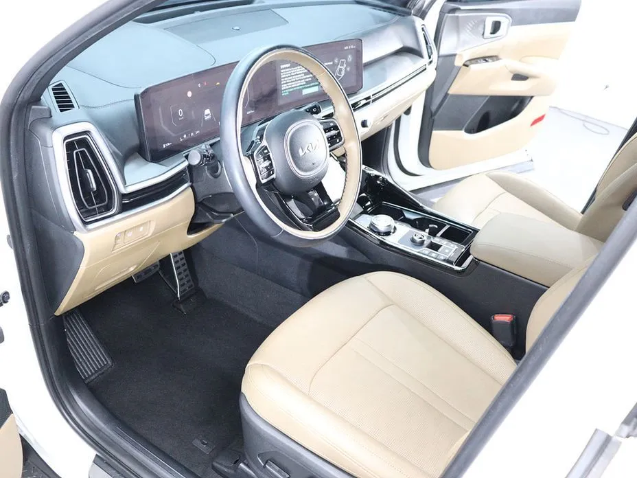 Kia Sorento — фото 10