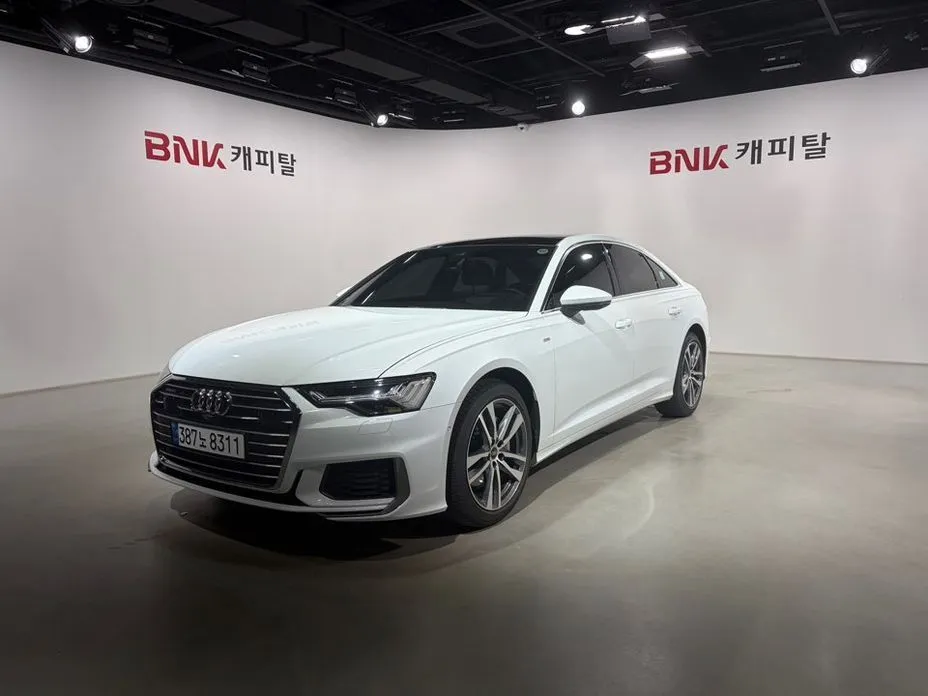 Audi A6 — фото 1