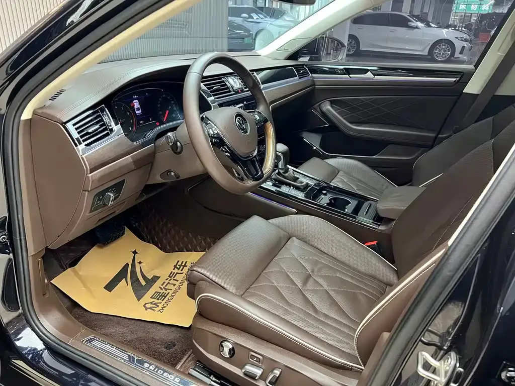 Volkswagen Phideon — фото 4