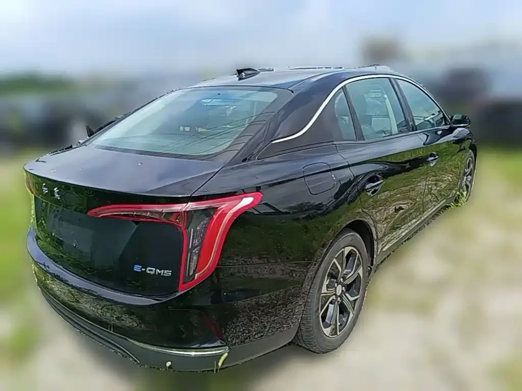Hongqi E-QM5 — фото 9