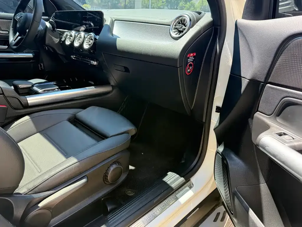 Mercedes-Benz GLA — фото 5