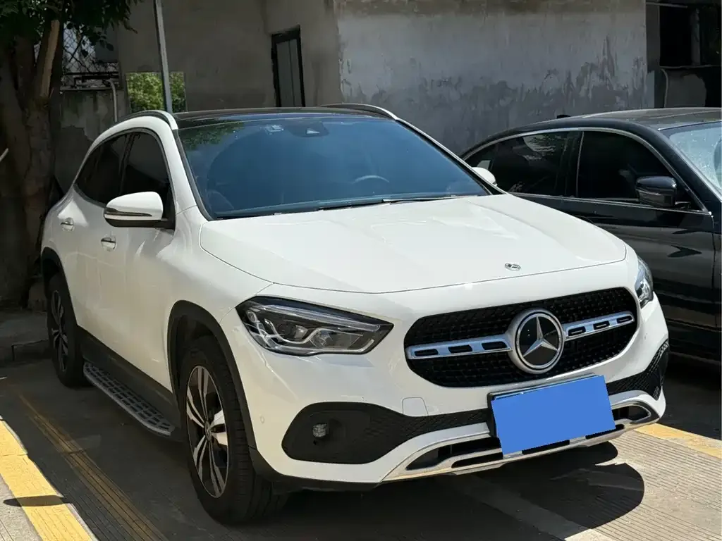 Mercedes-Benz GLA — фото 8