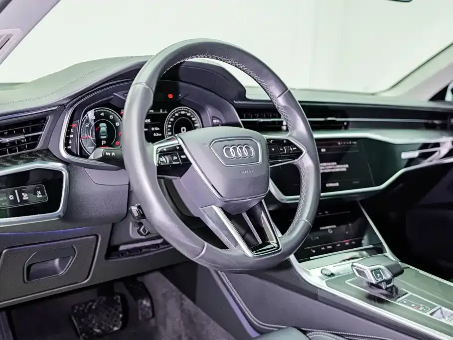Audi A6L — фото 3