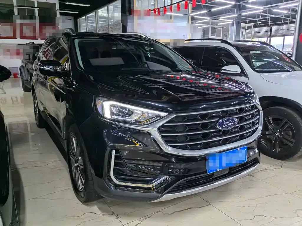 Ford Edge — фото 10
