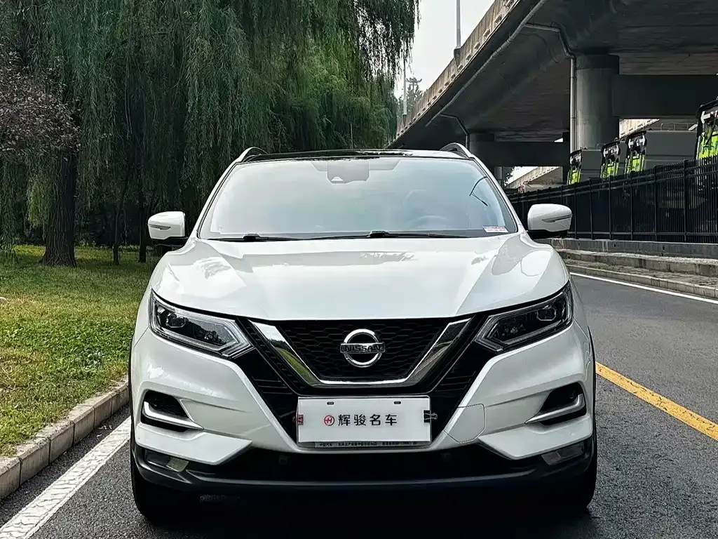 Nissan Qashqai — фото 4
