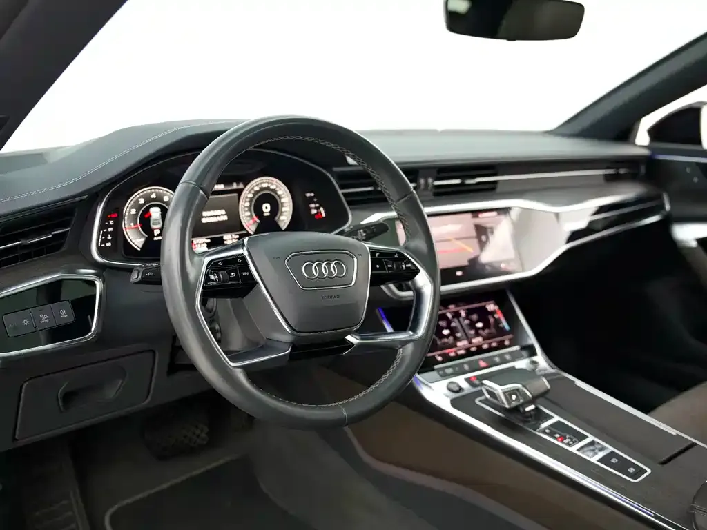 Audi A7L — фото 3