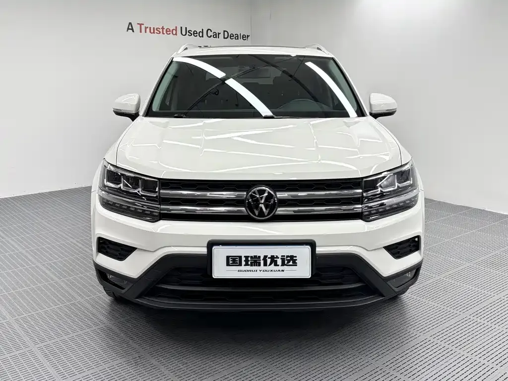 Volkswagen Tharu — фото 5