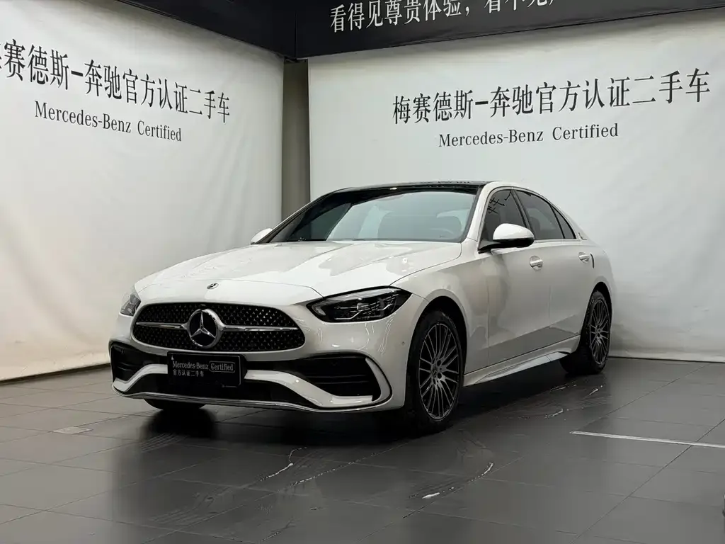 Mercedes-Benz C-Class — фото 1