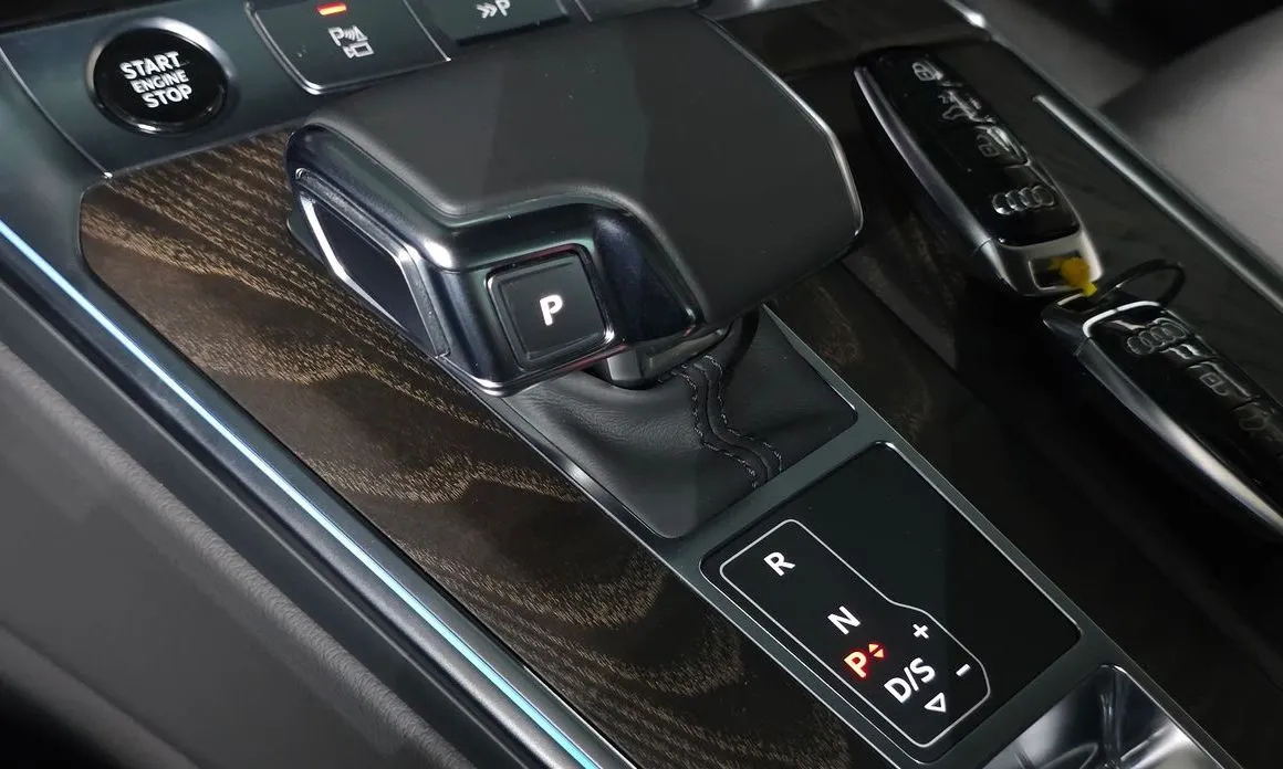Audi A6 — фото 6