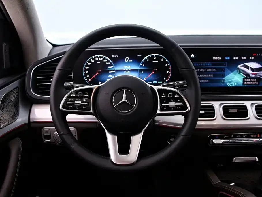 Mercedes-Benz GLE (Import) — фото 8