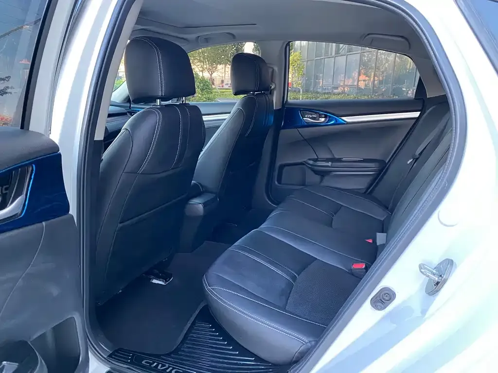 Honda Civic — фото 3