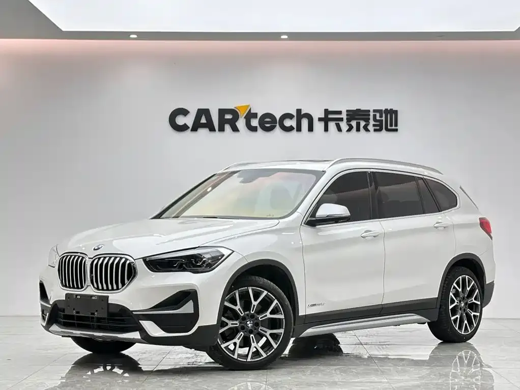 BMW X1 — фото 1