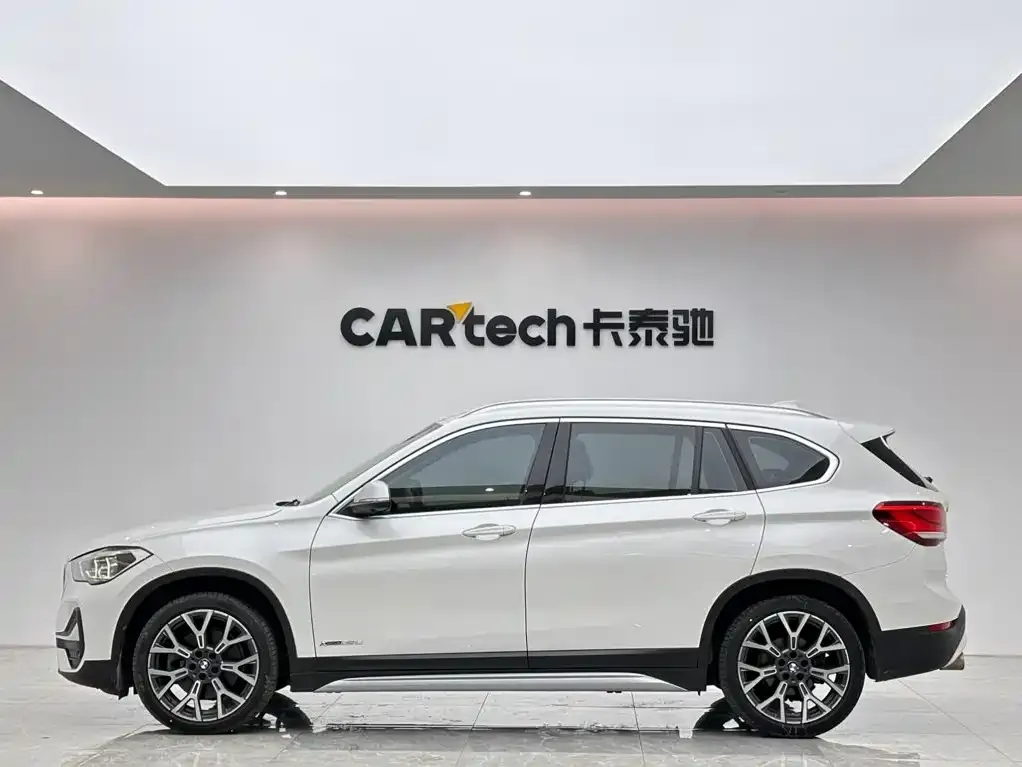 BMW X1 — фото 4