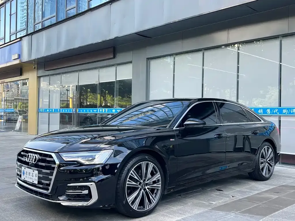 Audi A6L — фото 8