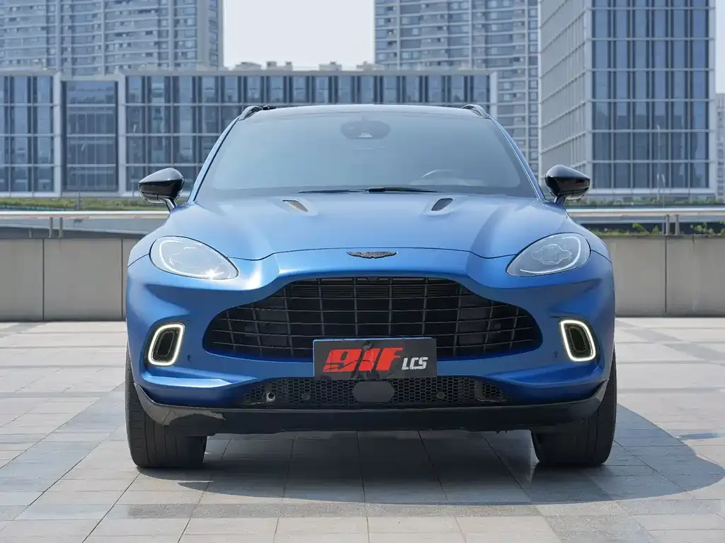 Aston Martin DBX — фото 3
