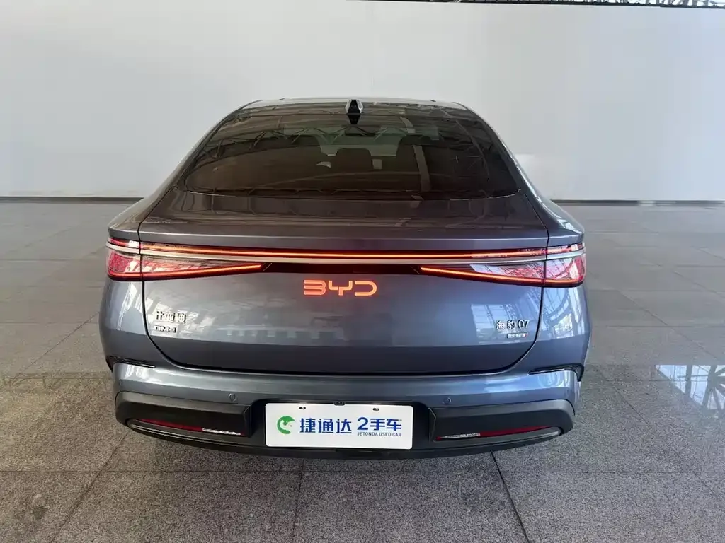 BYD Seal 07 DM-i — фото 2