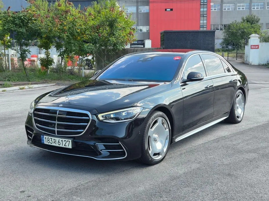 Mercedes-Benz S-Class — фото 1