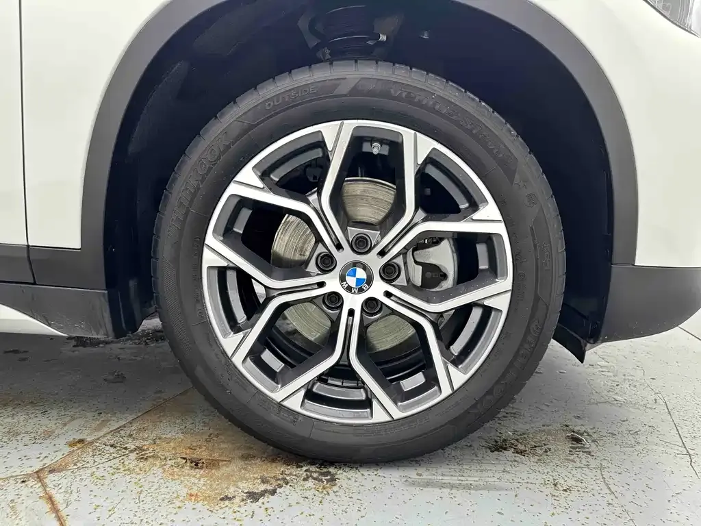 BMW X1 — фото 3